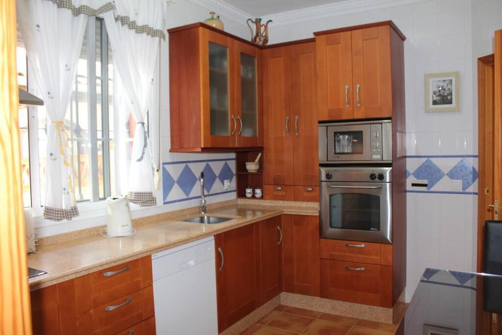 Casa 4 Dormitorios En Ayamonte Eksteriør bilde